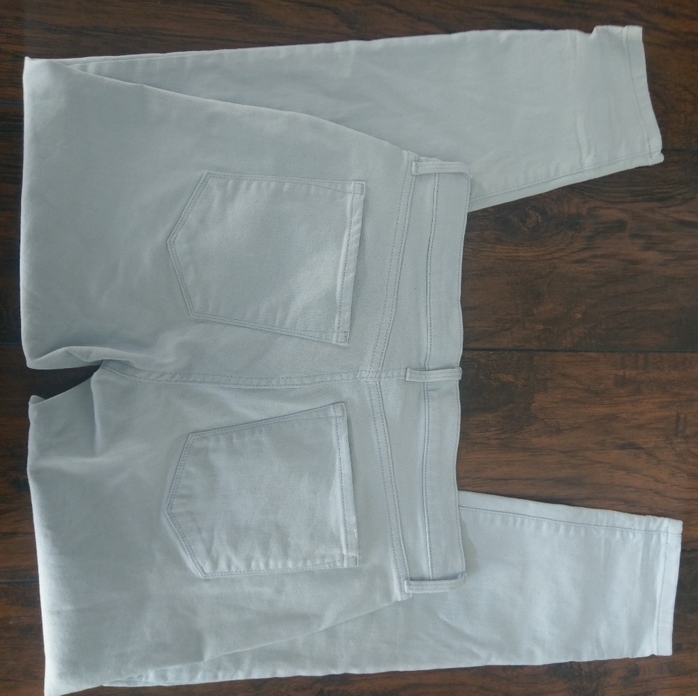 Banana Republic size 27 skinny jeans